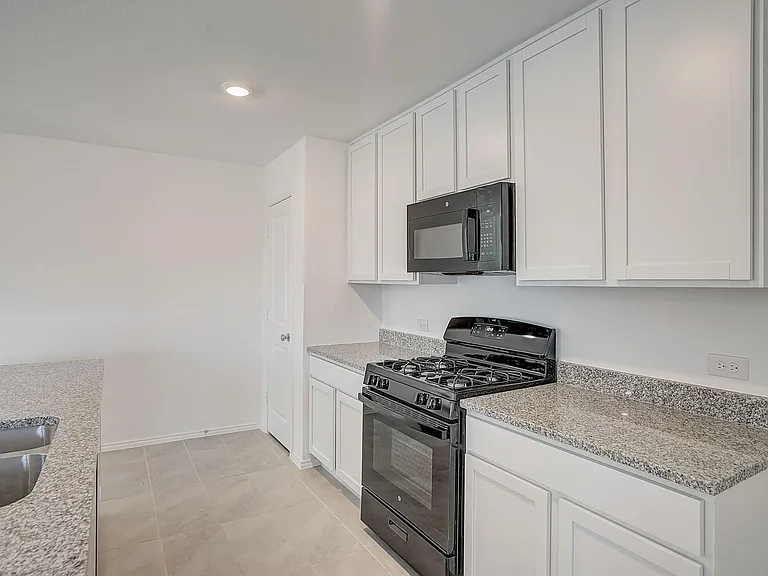 2817 Watchpoint Rd — Photo 15