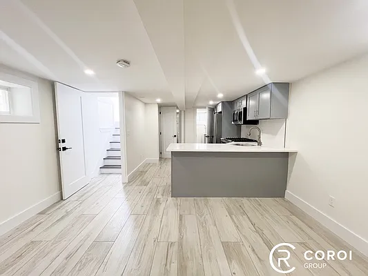 Rented by Coroi Corp | media 2