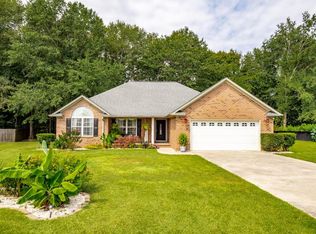 230 Trailwood Dr, Sumter, SC 29154
