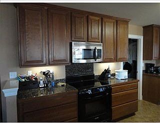 3rd image of 14165 Riverlake Dr