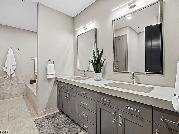 4th image of 4575 Dean Martin Dr Unit 307