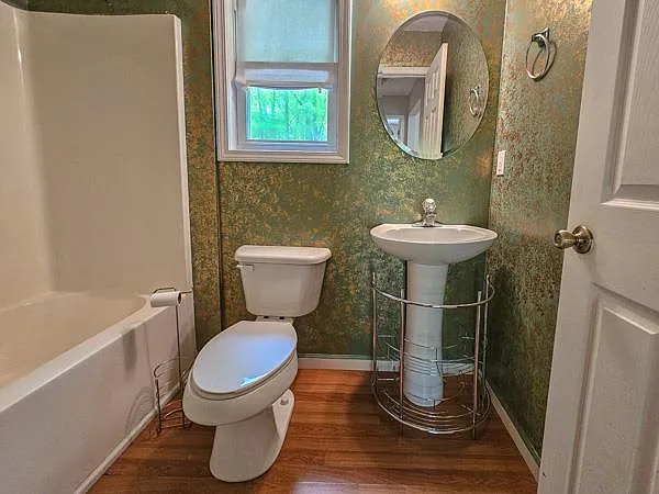 48 Rose Ct — Photo 26