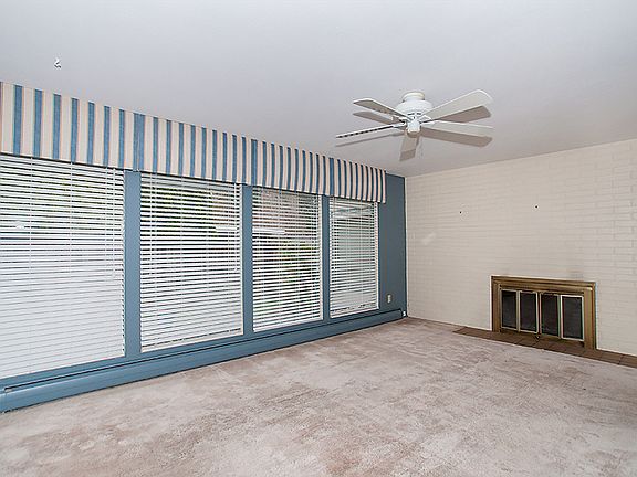 4th image of 2905 Boundary St SE