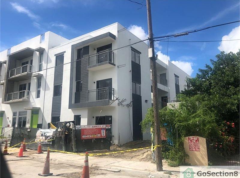 1st image of 751 NW 1st St #102