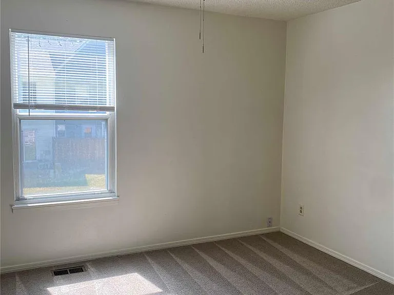 9027 W Floyd Ave — Photo 7