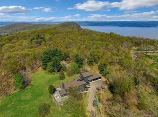 20 Old Stone Road, Valley Cottage, NY 10989