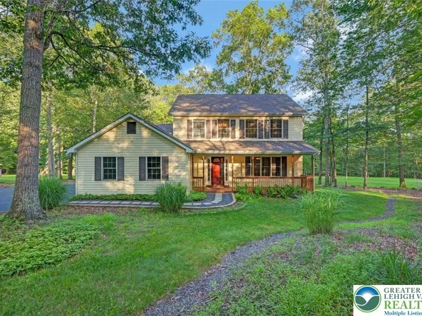 119 Savage Trl, East Stroudsburg, PA 18301