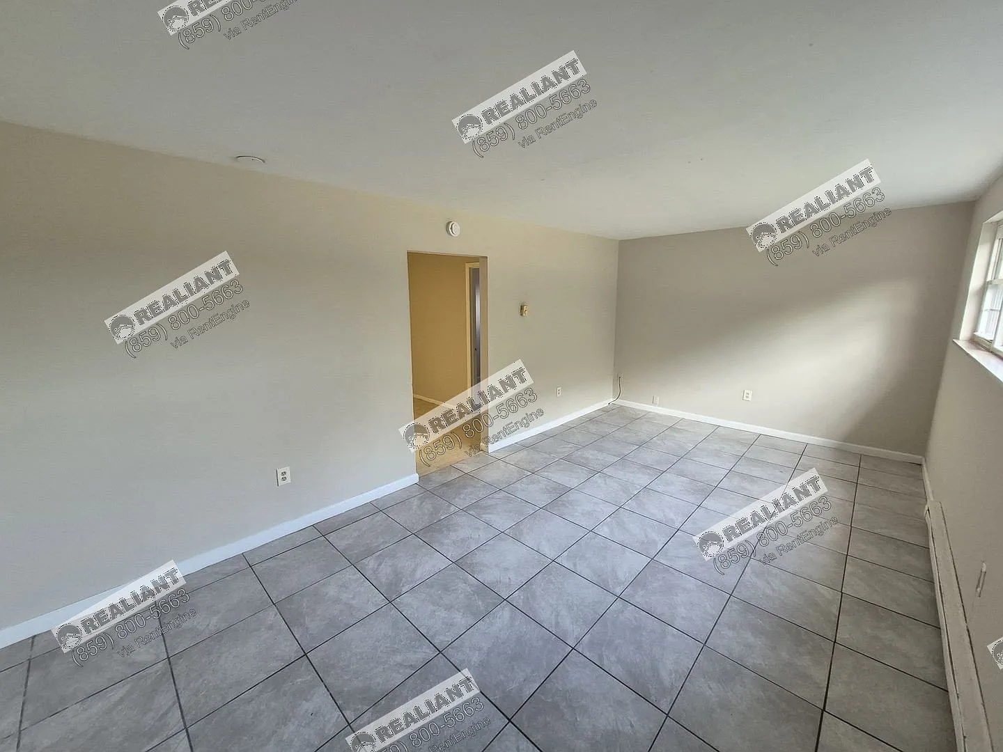 2231 Hanser Dr — Photo 4
