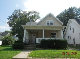 606 W Macarthur Ave, Bloomington, IL