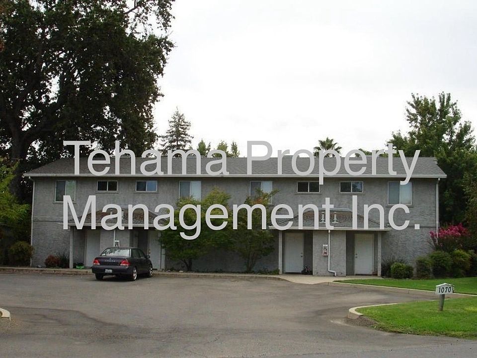 1st image of 1070 Lakeside Dr APT 2