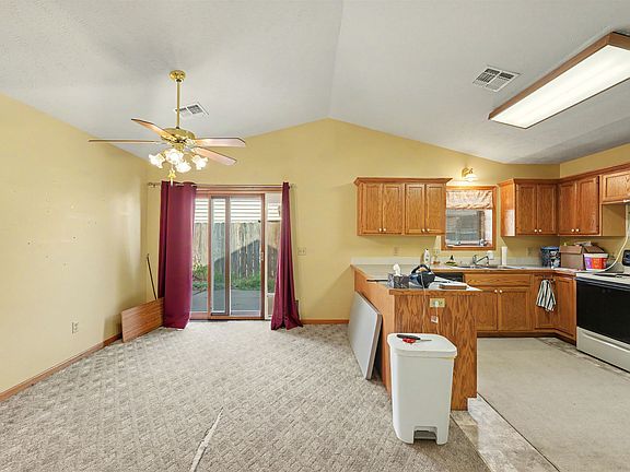 5th image of 1610 Kaci Cir