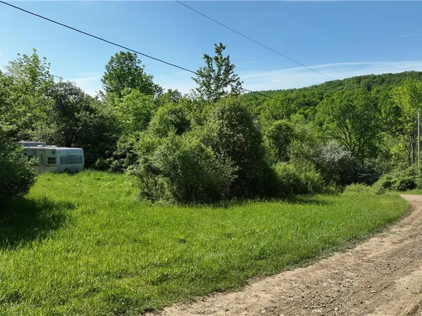 5120 Echoing Pines Rd #14, Friendship, NY 14739