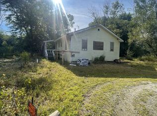 322 S Sheridan Rd, Lakemoor, IL 60051