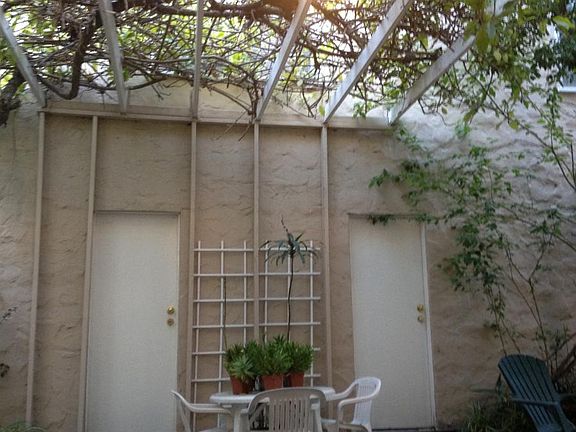4th image of 2325 N Beachwood Dr #75