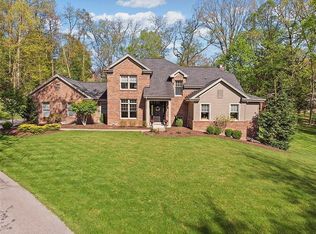 3477 S Park Rd, Bethel Park, PA 15102