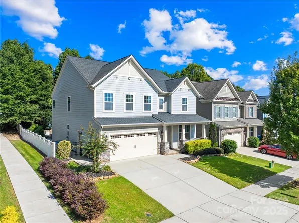 183 Rustling Waters Dr, Mooresville, NC 28117