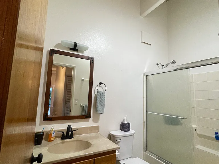 1301 Kamalu Rd #C — Photo 33