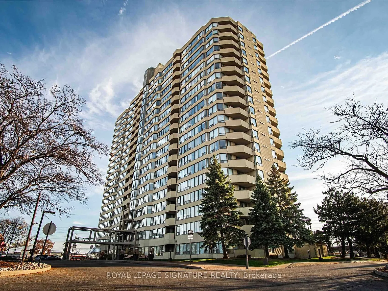 2 bed, $3,300 — Photo 1