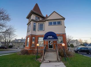 802 E Grove St, Bloomington, IL 61701