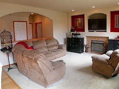 5th image of 12308 36th St NE