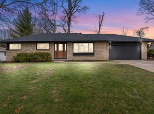 11120 W Abbott Ave, Hales Corners, WI 53130