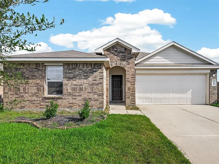 21422 Chester Cliff Ln — Photo 1