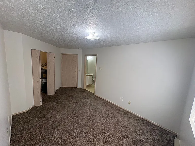 705 S Jefferson St — Photo 27