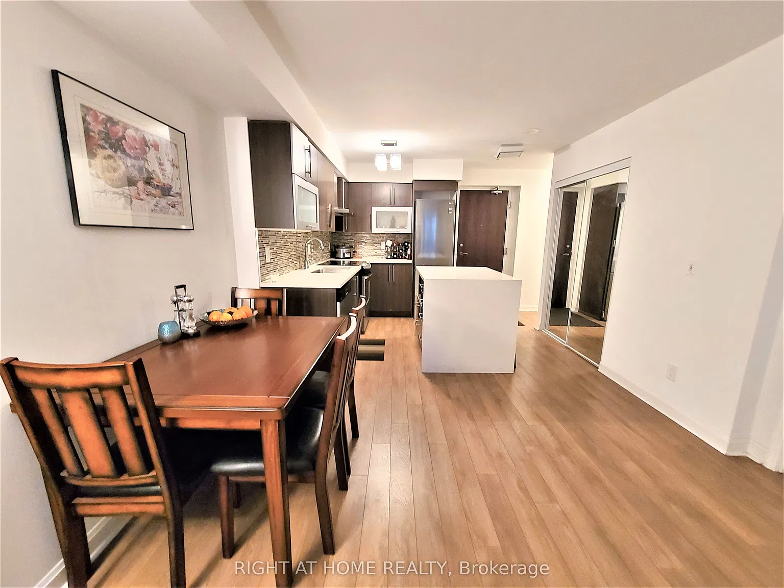 1 Michael Power Pl — Photo 4