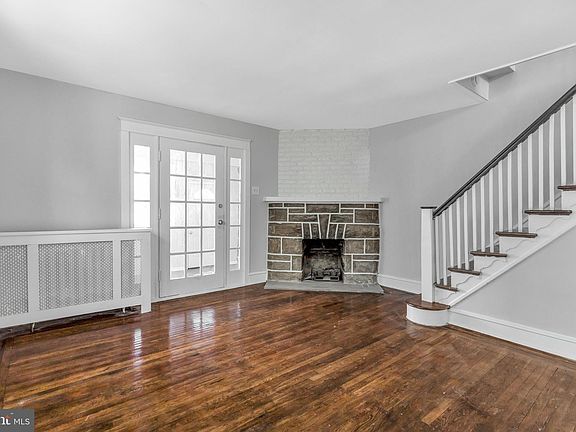 4th image of 4056 Ellendale Rd