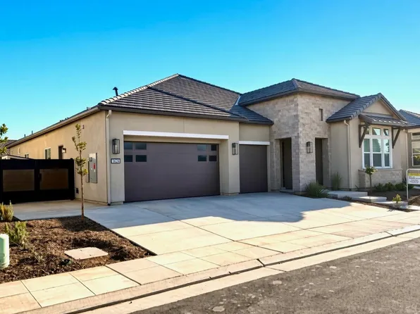 1624 Heirloom Ave, Clovis, CA 93619