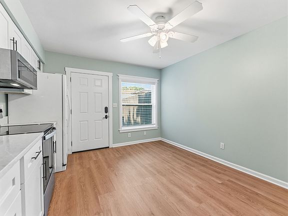5th image of 4233 La Sorrento Ct