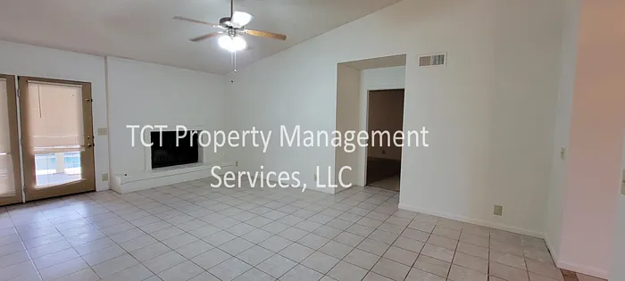 6601 S McKemy St — Photo 3