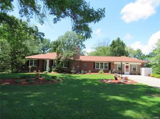 45 Dorclin Ln, Saint Louis, MO