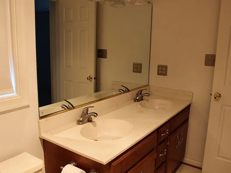 417 Burnham Pl — Photo 12