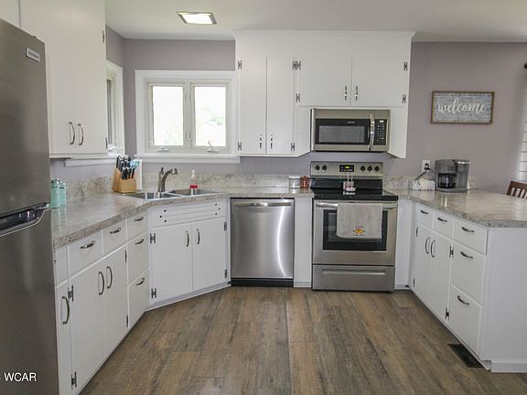 3rd image of 510 Thomas Dr