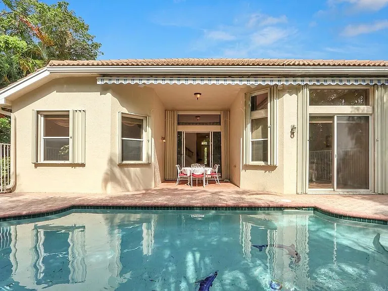 116 Palm Cir — Photo 23