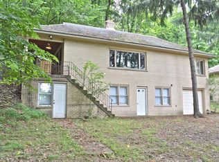 6 Breck Dr, Leetsdale, PA 15056