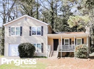 2897 Cherokee Cv, Stone Mountain, GA 30087