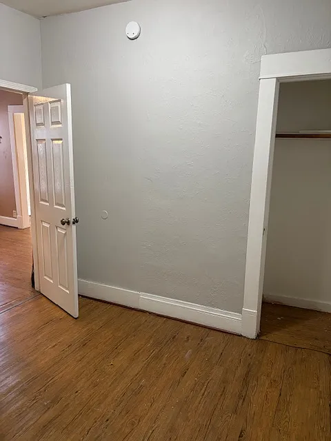 1134 Jessie St — Photo 4