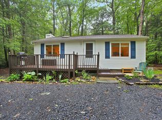 186 Lower Valley Dr, Kunkletown, PA