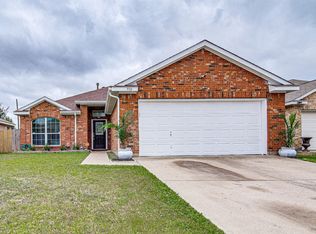 910 Plumeria Dr, Arlington, TX 76002