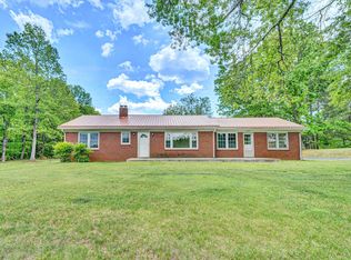 7080 Oak Level Rd, Bassett, VA 24055