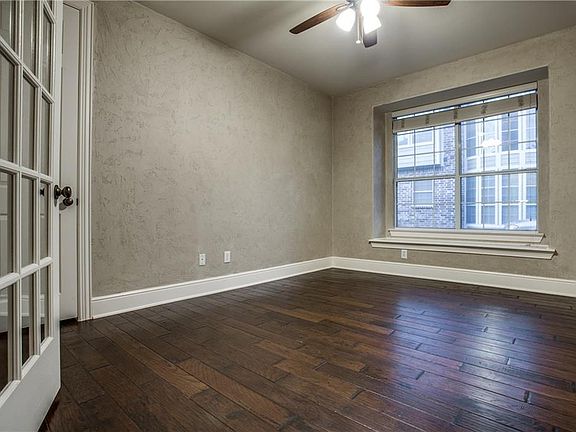 4th image of 529 Carrington Ln