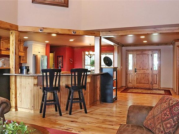 3rd image of 9725 Fox Knoll Dr