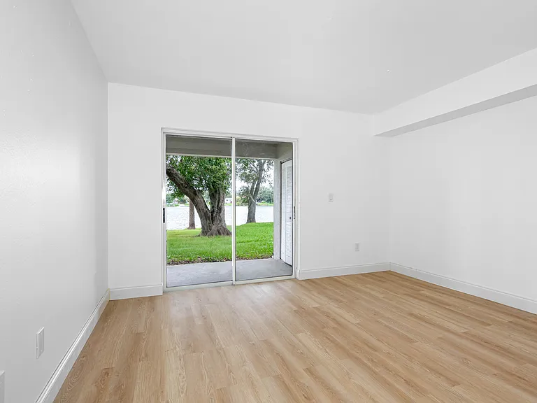 7200 E Bank Dr — Photo 12