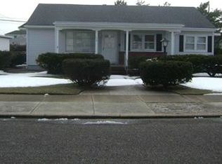318 29th St S, Brigantine, NJ 08203