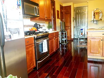 Rented by NY Space Finders Inc.