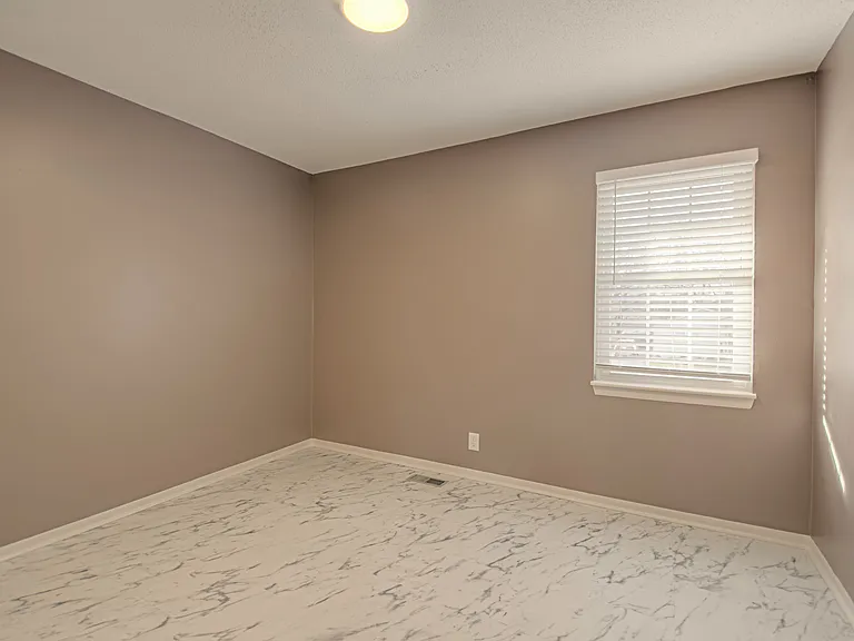 8596 Perry Ln — Photo 30
