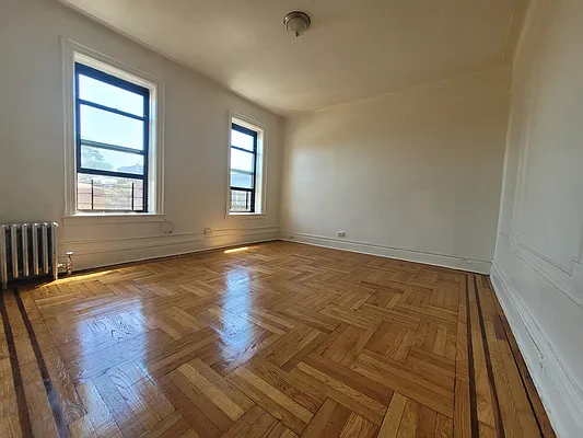 Rented by EXR | media 8