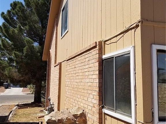 5th image of 11733 Queens Garden Cir